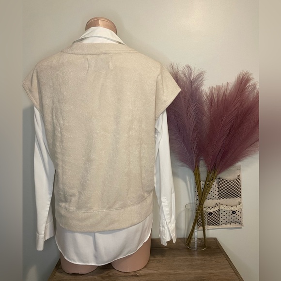NWT Calvin Klein Women’s Cream V-neck Vest - Size M - Picture 4 of 11